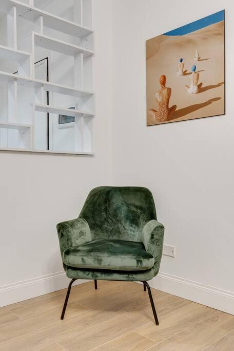Easylife - Cozy & Comfy Apt In Design District Milão Exterior foto